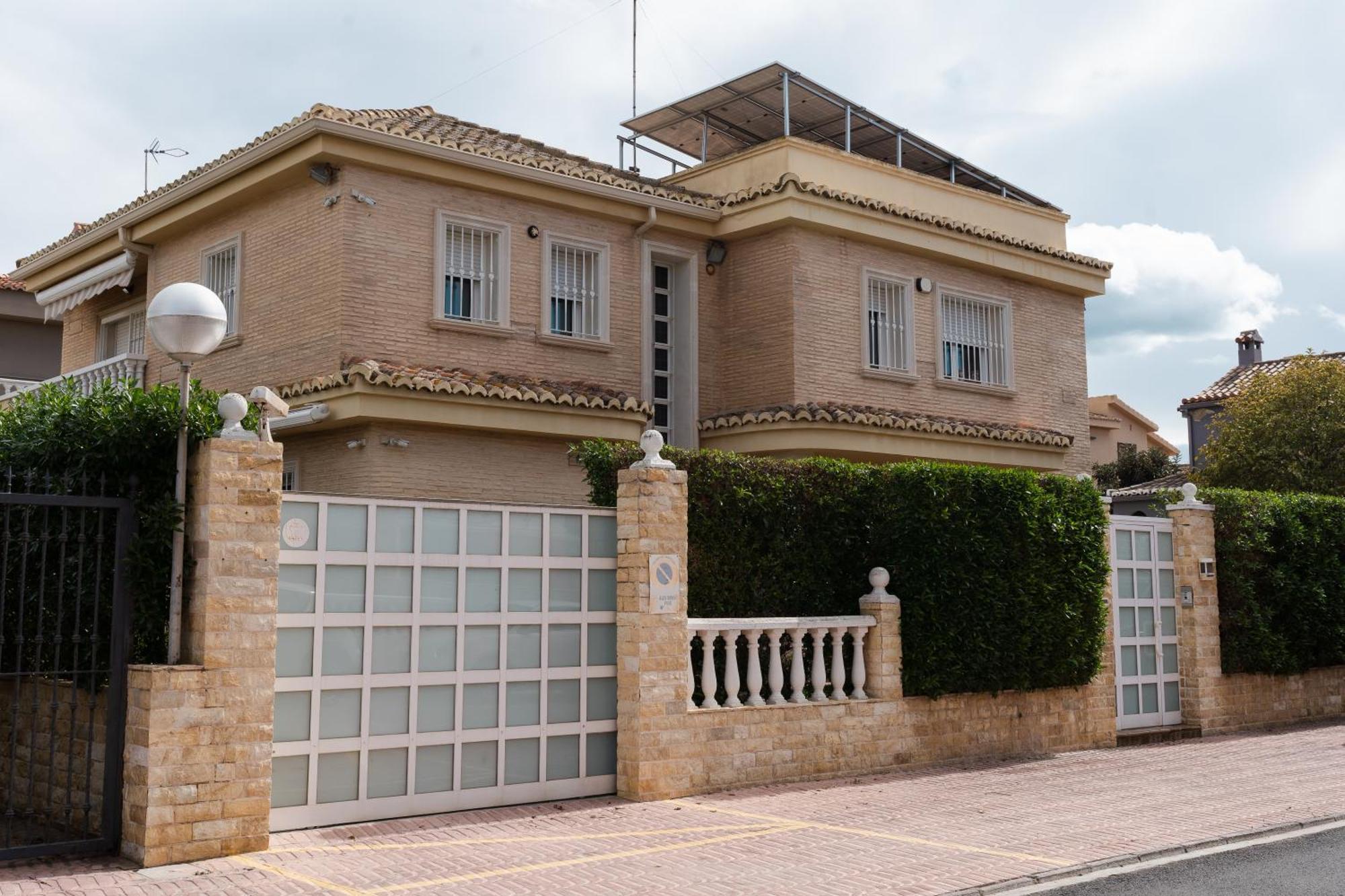 Experience Valencia Luxury Chalet Puig Val Con Piscina Buitenkant foto